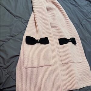Pink Ribbed Scarf with Black Bows Pockets
